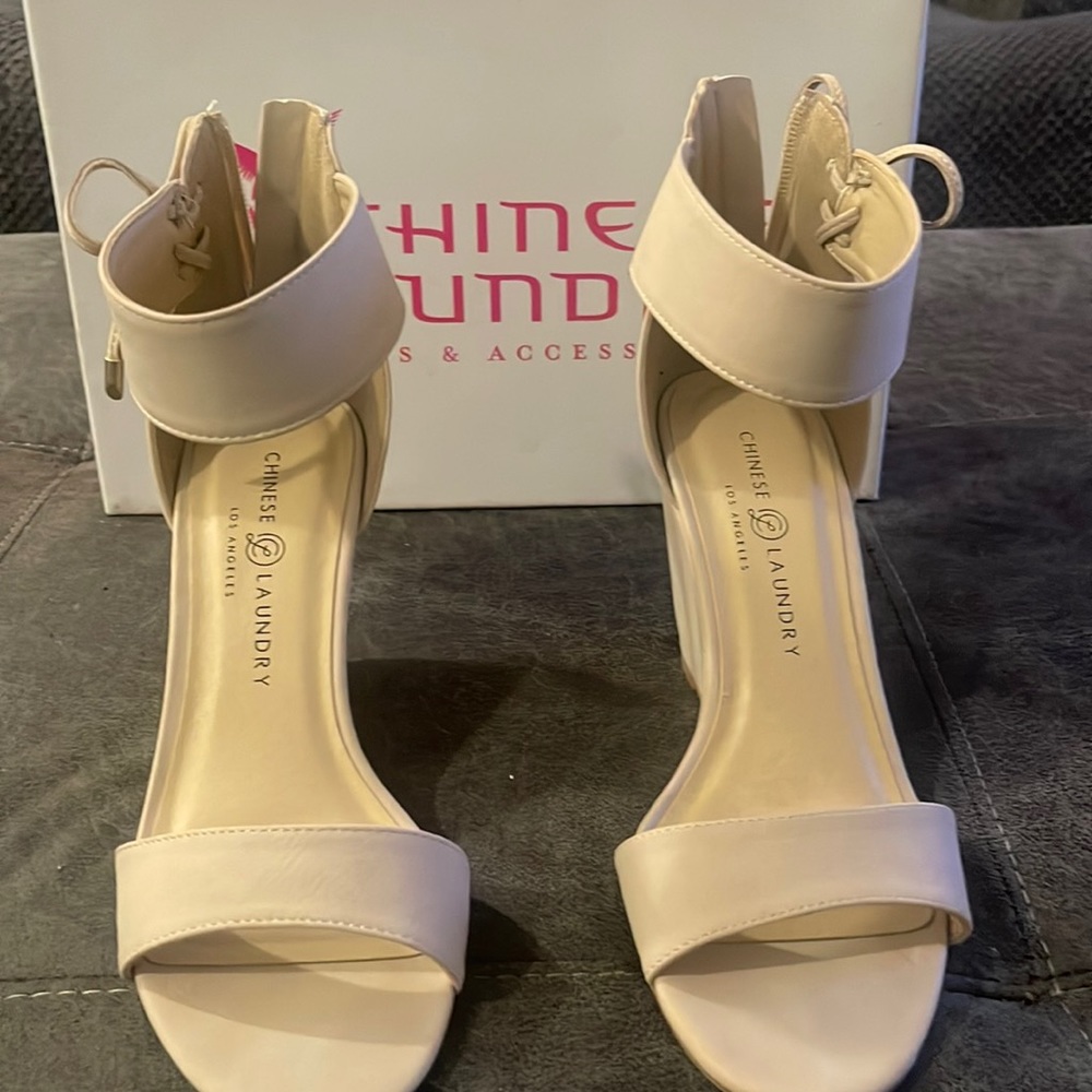 Nude Wedge
